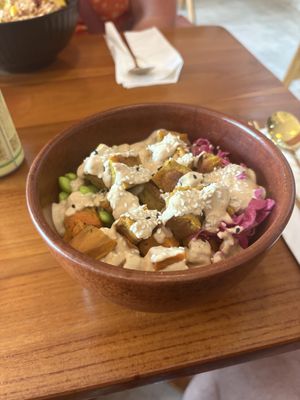 Vegan chickn incl. edamame, pickled, cabbage and sweet potato    at Bali Sabi Pokè Bowl Bar in Sanur