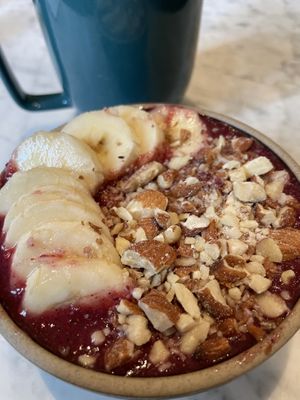 Açaí bowl (no honey, no bee pollen)  at Fulcrum Coffee in Seattle