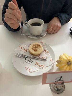 Banoffee and coffee  at Bari Café in Cahersiveen