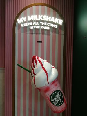 Interior at Neat Burger - Dubai Mall in Dubai