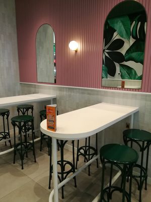 Tables at Neat Burger - Dubai Mall in Dubai