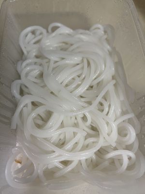 Thick bee hoon   at Daily Green 吉祥素 - Hougang in Northeast Singapore