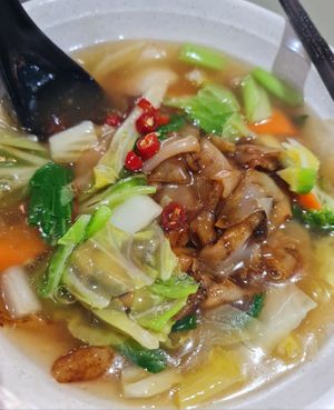 Hor Fun without mock $5.50 ~ 8/12/22 at Daily Green 吉祥素 - Hougang in Northeast Singapore