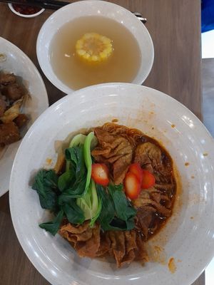 Mee pok at Daily Green 吉祥素 - Hougang in Northeast Singapore