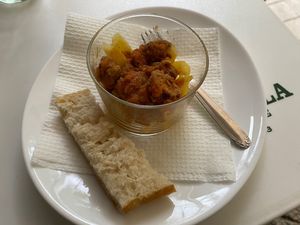 Carne en salsa   at El Rincón De Los Reyes in Granada