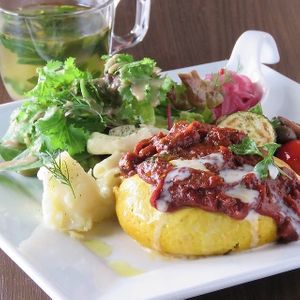 Vegan omurice! Delicious  at Vedge a la Mode - べジアラモード in Shizuoka