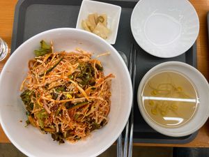 Bibim noodles  at Jayeoni Juneun Haengbok - 자연이주는행복채식 in Jeongeup