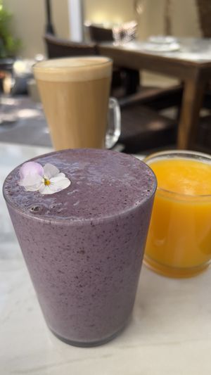 Blueberry Bomb Smoothie (Blueberry, banana, chia seeds, dates, almond butter, almond milk). Absolutely delicious - and they got others, as well   at Kanéla Café  in Cape Town