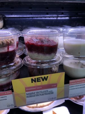 overnight oats  at BRU - EXKi - B Gates in Zaventem