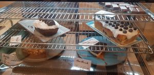 Cake selesction at Ratio Coffee in Salzburg