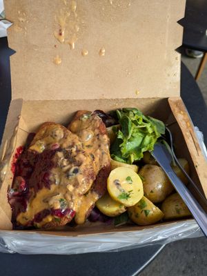 Veganes Schnitzel - 5/5 at Unser Cafe in Berlin