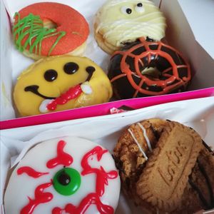 Halloween themed donuts at Dunkin' - Herestraat in Groningen