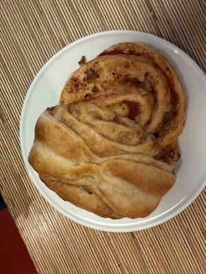 cinnamon & pizza roll vegan  at Denn's Biomarkt in Berlin