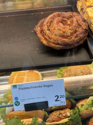 pizza roll  at Denn's Biomarkt in Berlin