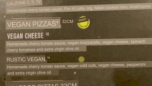 Vegan 🍕 on the menu using google lens translation  at Francesca & Fratelli - Kröpcke in Hannover