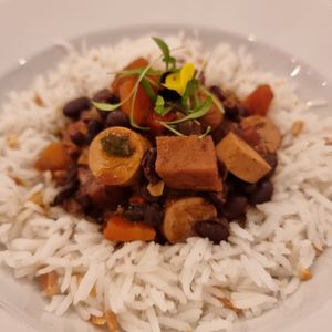 Feijoada com tudooooo at O Tonel  in Faro