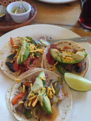  at El Cajun in La Crucecita