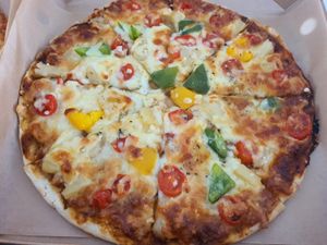 Hawaiian pizza at NatureVe in Northeast Singapore