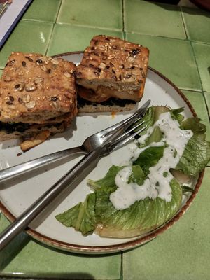 Mild taste at Bloom Cafe & Cakery in New Delhi