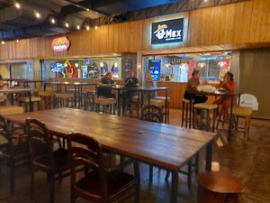 Food hall at O.Mex in Funchal