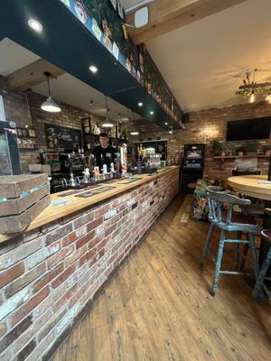 Bar with good choice of drinks  at The Barn Pub & Restaurant in Rugby