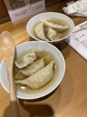 Gyoza   at Vegan Izakaya NIJIYA 虹屋 in Kyoto