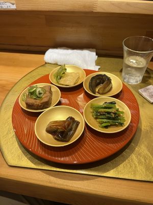 Set of 5 assortments  at Vegan Izakaya NIJIYA 虹屋 in Kyoto