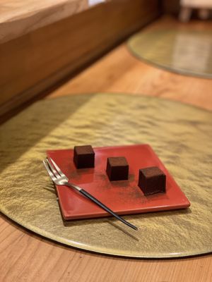 Dessert: chocolate and adzuki bean   at Vegan Izakaya NIJIYA 虹屋 in Kyoto