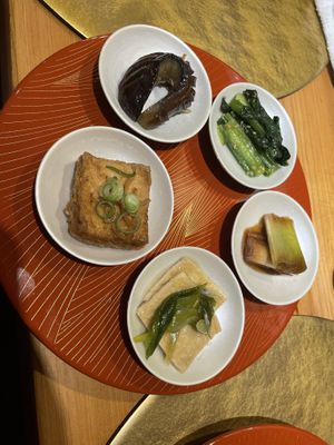 Five dish combo, a good variety   at Vegan Izakaya NIJIYA 虹屋 in Kyoto