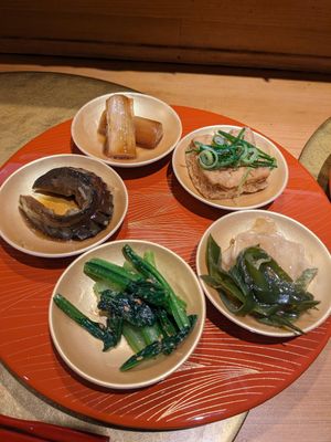 Obanzai 5 dishes at Vegan Izakaya NIJIYA 虹屋 in Kyoto