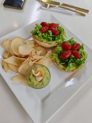 Bagel at Bowl Acai Bar in Puerto Ayora