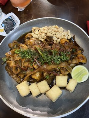 Vegan Pad Thai 🌱   at The Rock in Puerto Ayora