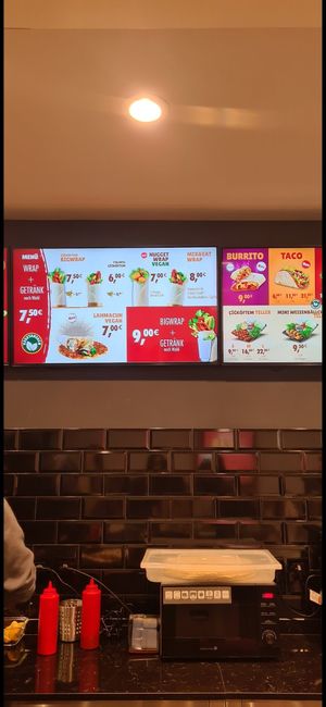  at Veganland in Duisburg