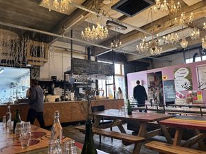 Leuke plek waar je goedkoop en lekker Vegan kunt lunchen   at De Sering in Amsterdam