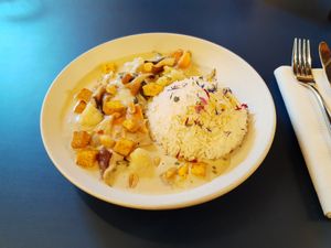 Curry at Loi  in Zurich