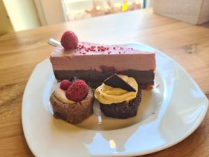  at Atelier Dulce Amarui in Cluj-napoca