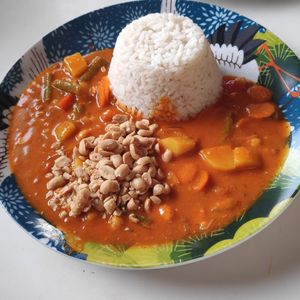 Vegan thai curry (communal dinner) at Albergue Juntos in Boadilla Del Camino