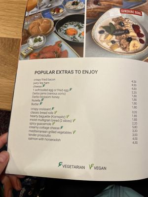 Extras l  at The Italian Frankfurt in Frankfurt