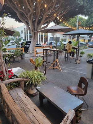 Outside seating at Sushi Vegan in Santa Monica
