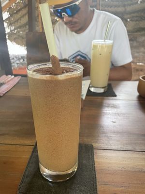 Vegan shake  at Cappuccino Bistro in Sigiriya