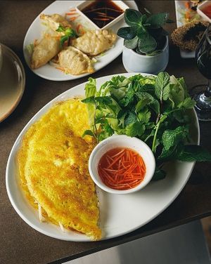 Southern Vietnamese Pancake, veggie dumpling at Viet Hoa Cafe & the Fruit in London