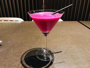 Dragon fruit smoothies at Viet Hoa Cafe & the Fruit in London