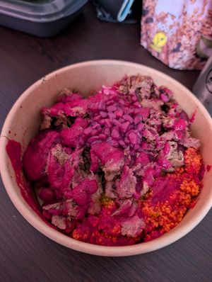 "Pulled Pork" Bowl at Dadashi in Hamburg