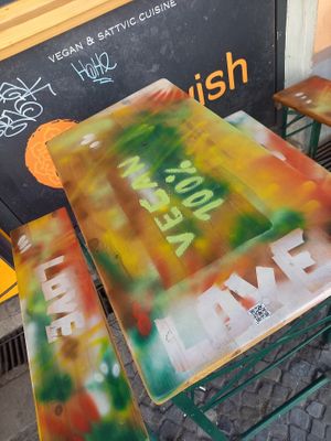 Sitzplätze außen at Dervish in Berlin