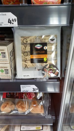 gyoza at tegut... gute Lebensmittel - Altstadt in Mainz