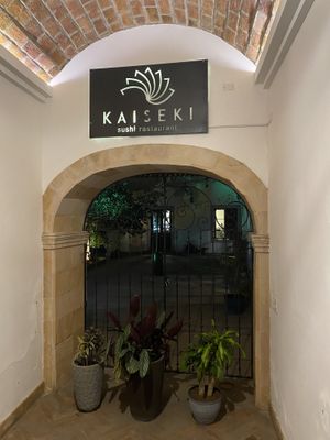 Entrance  at Kaiseki in Sucre