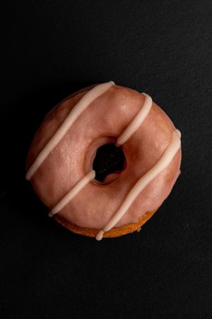 Glühwein Donut (vegan) at The Donut Lab in Mannheim