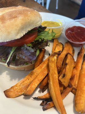 Burger   at Eat and Evolve in Peoria