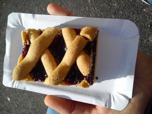 cake with jam at Napfenyes Cukraszat - Kiskorona in Budapest