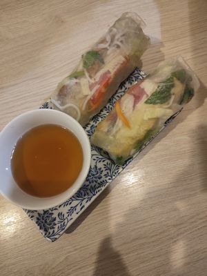 fresh spring rolls - they were ok at VEGE Kitchen in Warsaw
